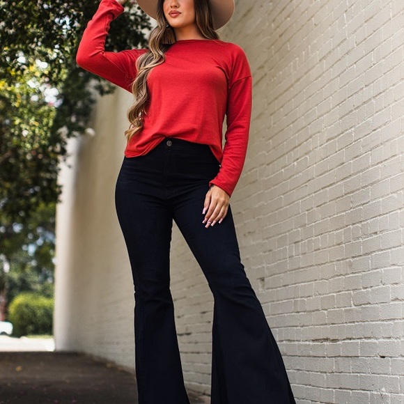 LAST PAIR! BLACK L&B Flare Leg Stretch Jeans.  Very stylish and sexy jeans. - Picture 6 of 6